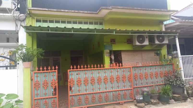 dijual rumah jl komplek griya bintara