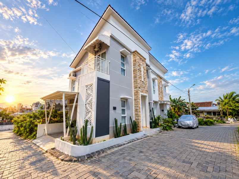 dijual rumah jl kramat asem pancoran