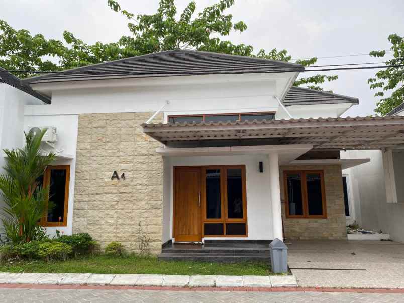 dijual rumah jl kuntowijoyodanu krapyak