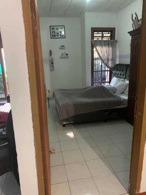 dijual rumah jl malaka jaya duren sawit