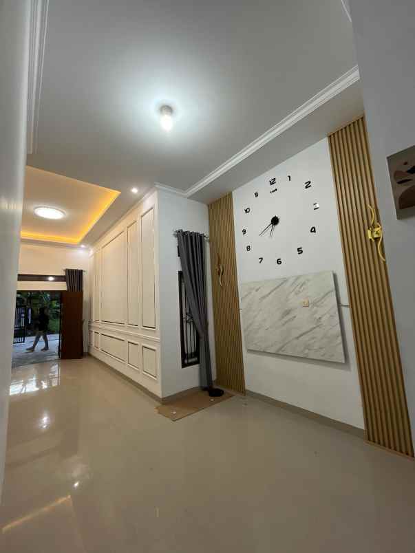 dijual rumah jl muhajirin