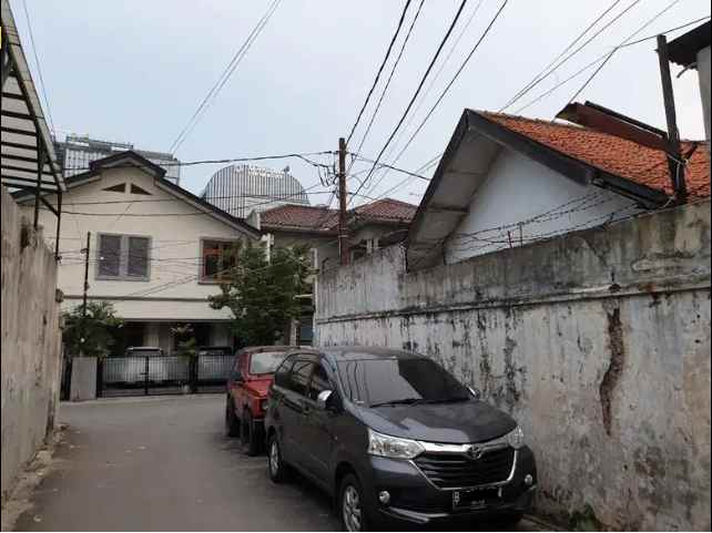 dijual rumah jl pancoran