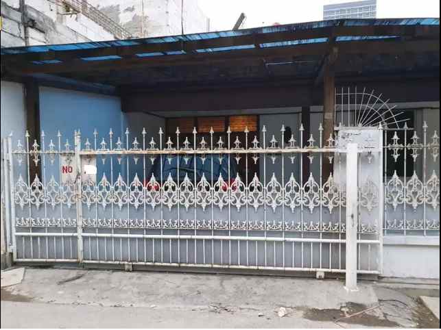 dijual rumah jl pancoran