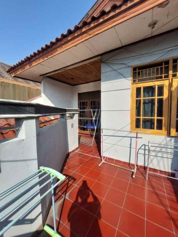 dijual rumah jl pete