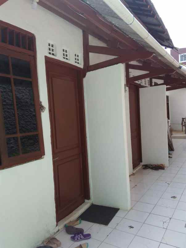 dijual rumah jl petukangan pesanggrahan