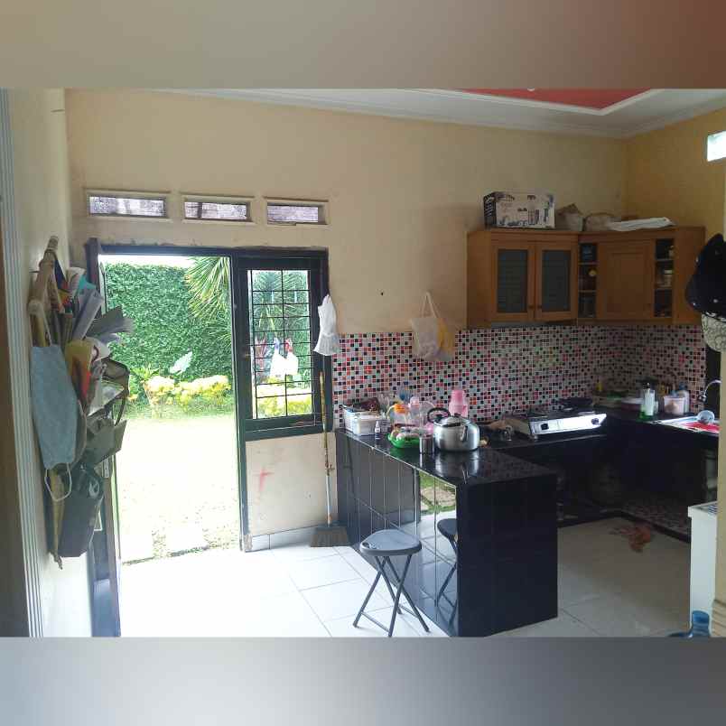 dijual rumah jl pitara raya jalan