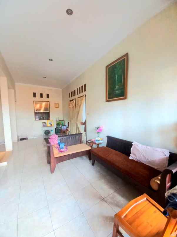 dijual rumah jl pondok bambu duren