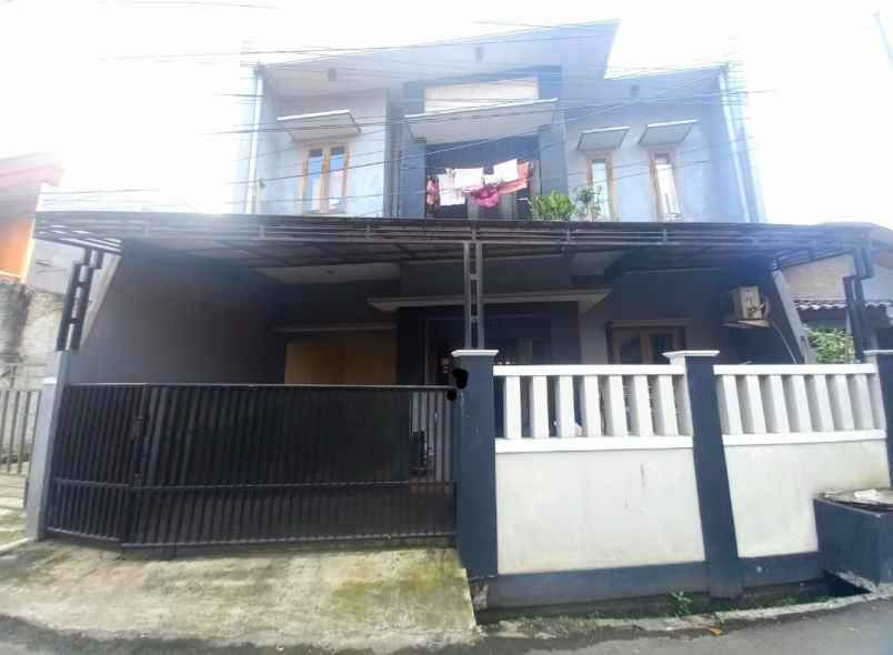 dijual rumah jl pondok bambu duren