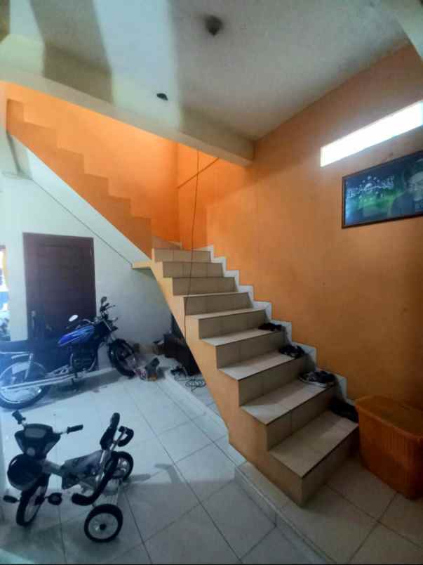 dijual rumah jl pondok bambu duren