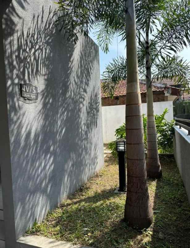 dijual rumah jl puri asih cipamokolan