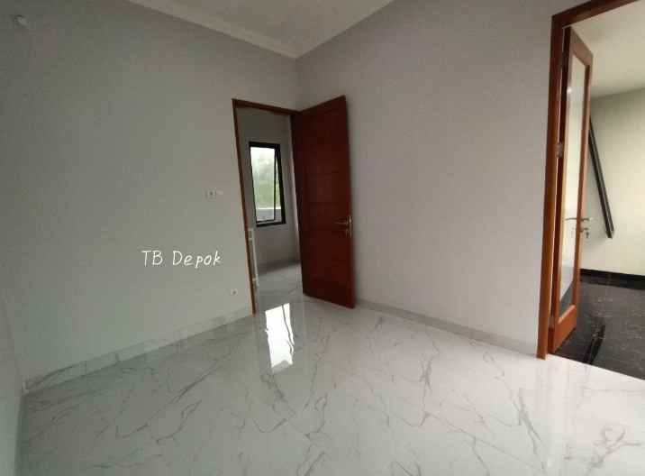 dijual rumah jl raden saleh depok