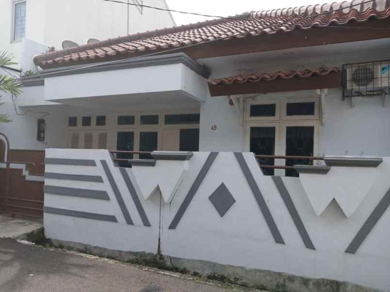 dijual rumah jl rawamangun jakarta timur