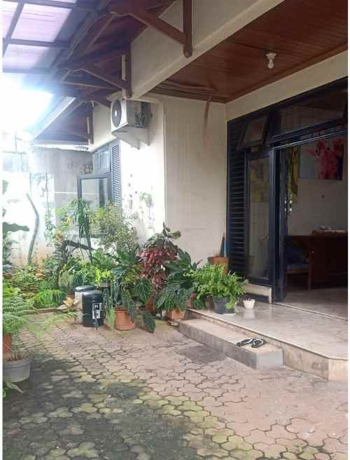 dijual rumah jl raya jatipadang kec