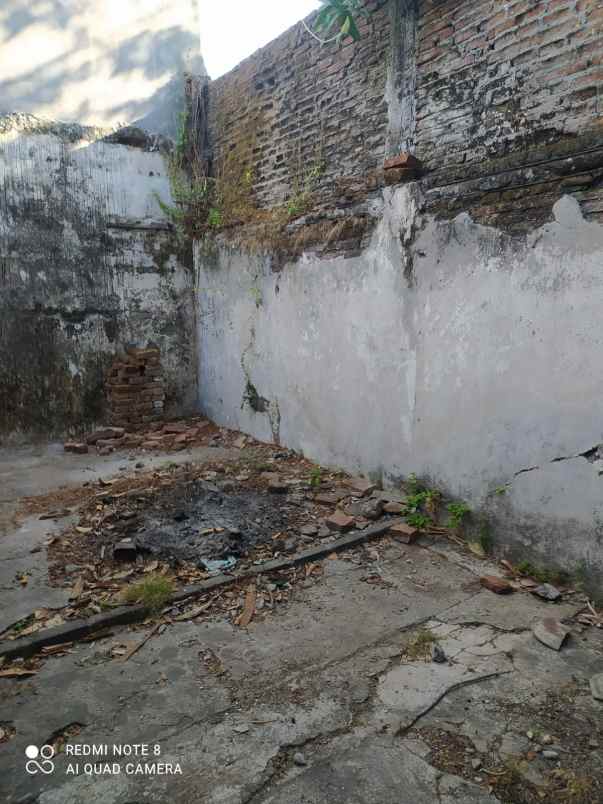 dijual rumah jl simpang darmo