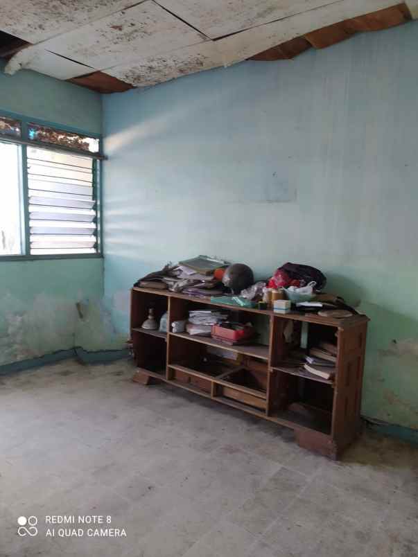 dijual rumah jl simpang darmo