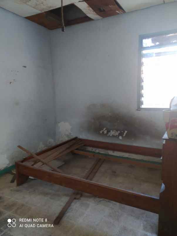 dijual rumah jl simpang darmo