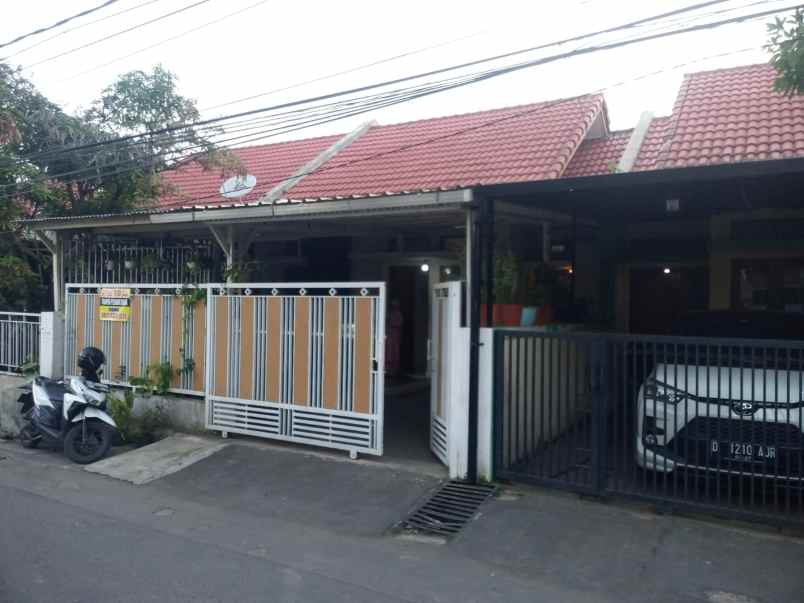 dijual rumah jl sindang sari tanjung