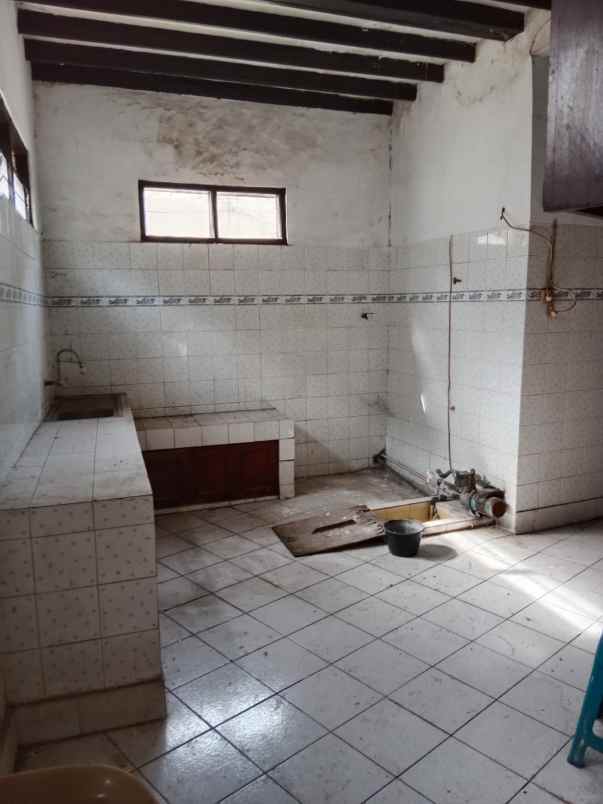 dijual rumah jl sulaksana cicaheum