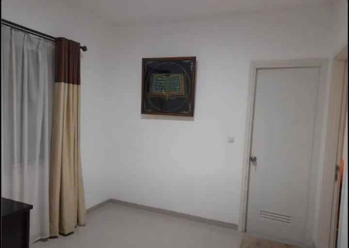 dijual rumah jl suvana