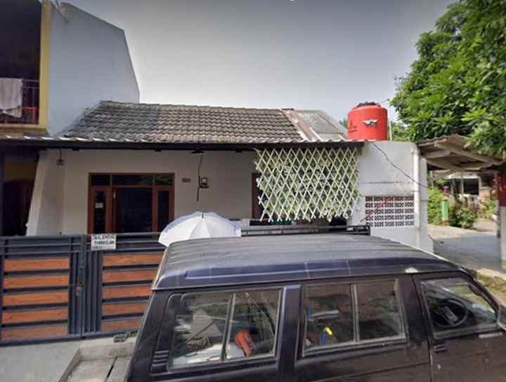 dijual rumah jl zeta raya karawsci baru