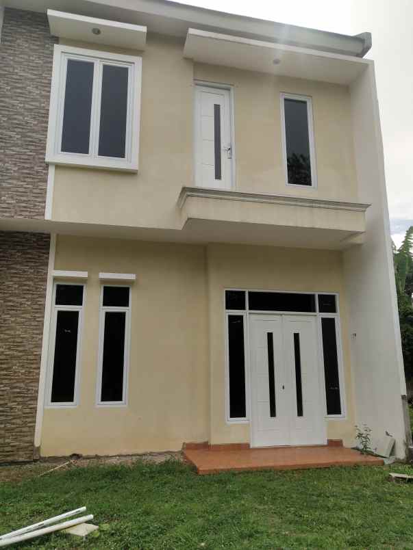 dijual rumah jln kranggan