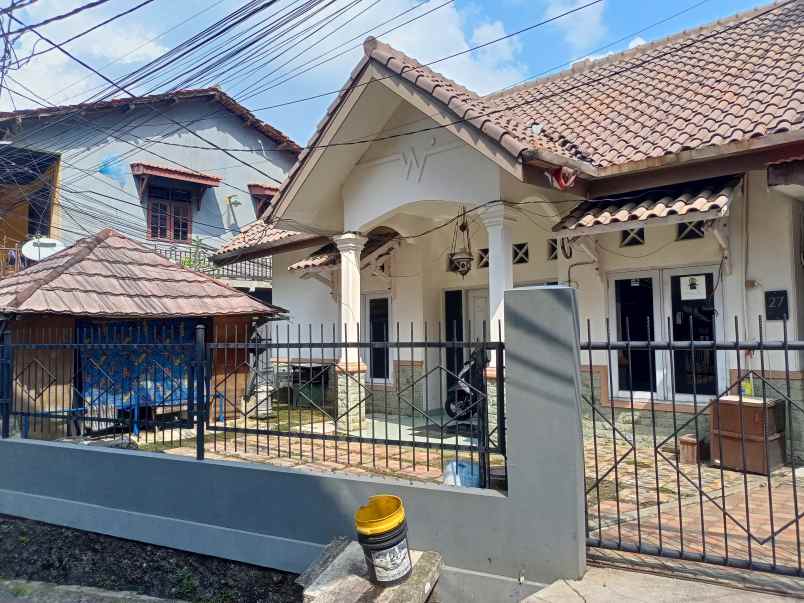 dijual rumah jln sarbini 3 no 27 rt015