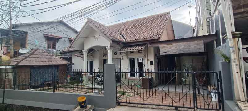 dijual rumah jln sarbini 3 no 27 rt015