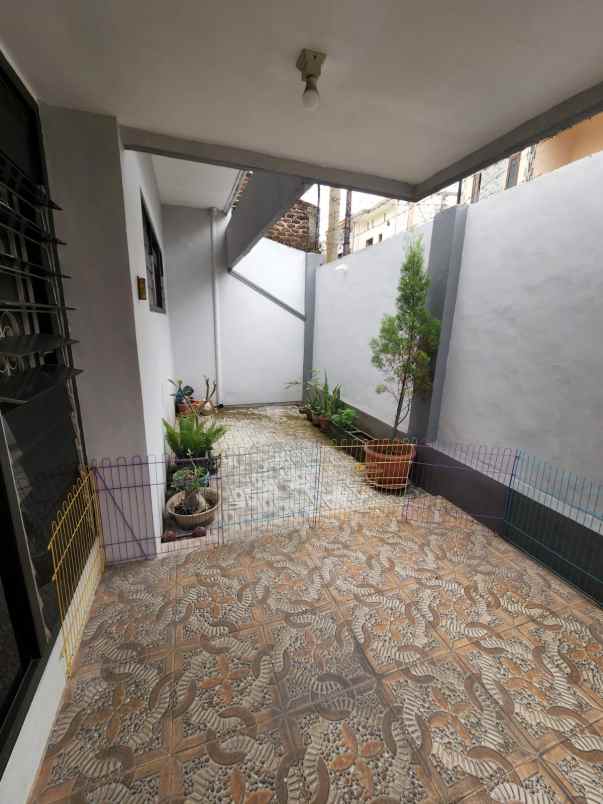 dijual rumah jln sidoyoso gg 9 kel