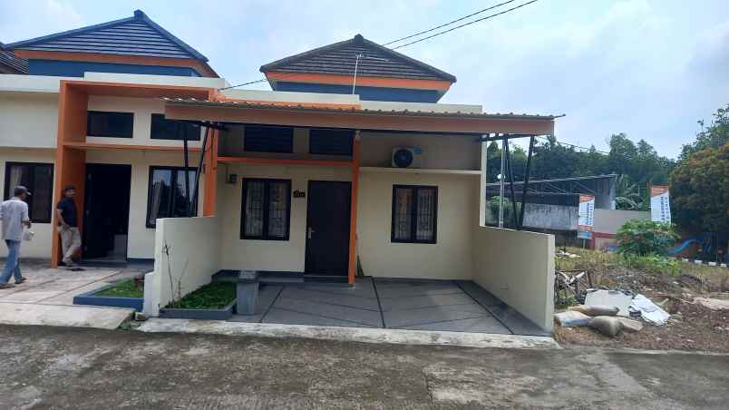 dijual rumah jln wibawa mukti jatisari