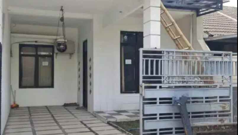 dijual rumah kahuripan nirwana