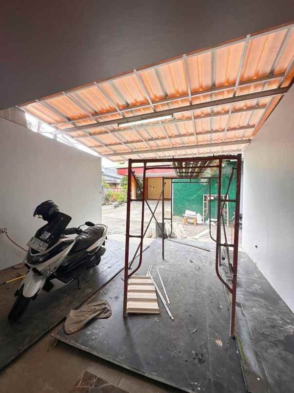 dijual rumah kalisari