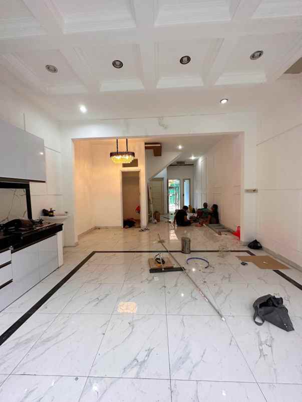 dijual rumah kalisari