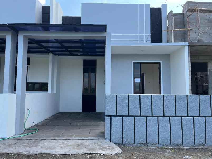 dijual rumah kalitirto berbah sleman