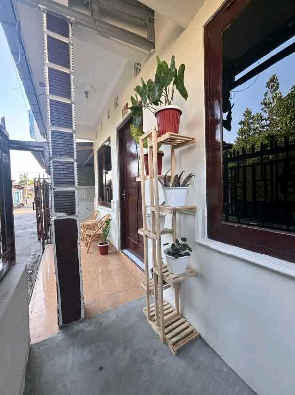 dijual rumah kampus unriyo