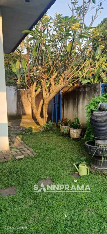 dijual rumah kantor kelurahan gandu