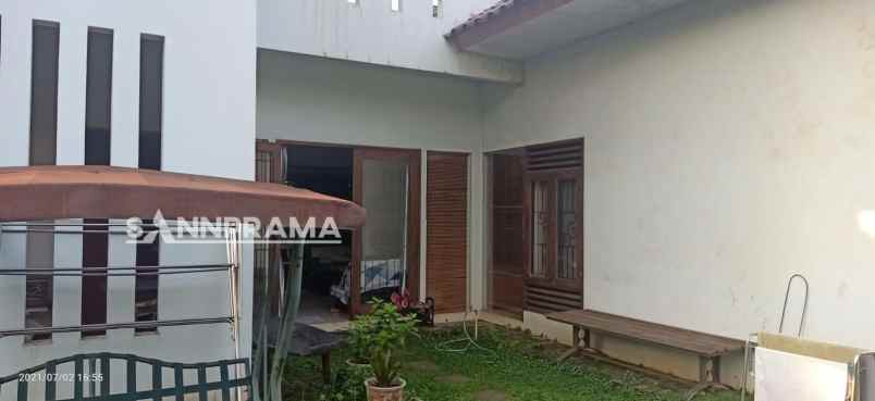 dijual rumah kantor kelurahan gandu