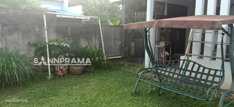 dijual rumah kantor kelurahan gandu