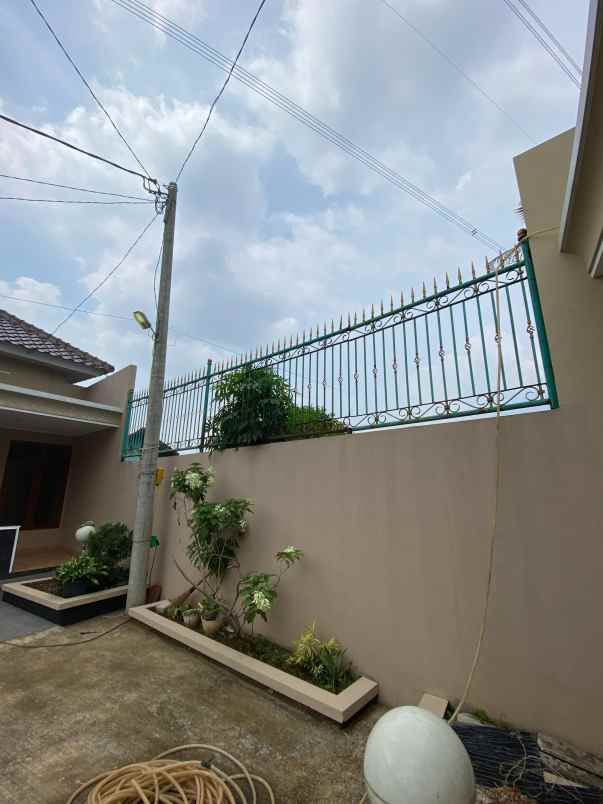 dijual rumah karadenan cibinong bogor
