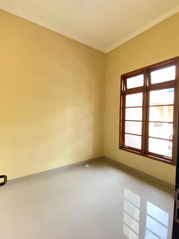 dijual rumah karadenan cibinong bogor