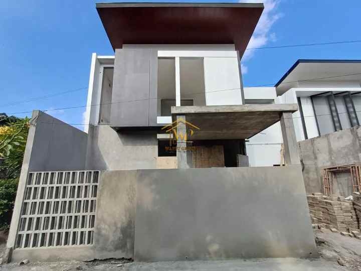 dijual rumah karangmojo purwomartani