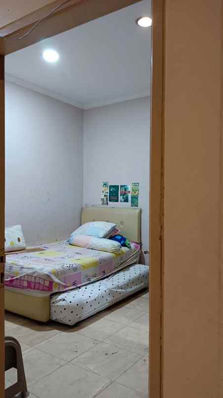 dijual rumah kavling dki meruya utara