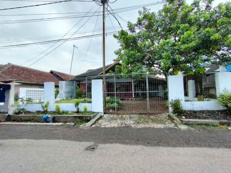 dijual rumah kawalu