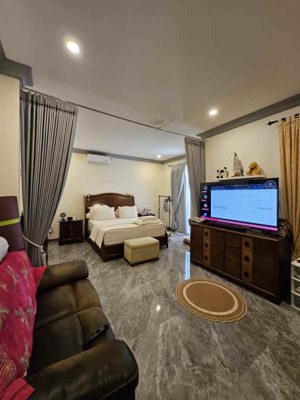 dijual rumah kawasan surabaya barat wisata bukit mas