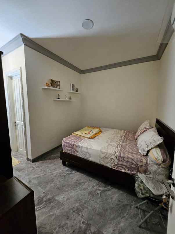 dijual rumah kawasan surabaya barat wisata bukit mas