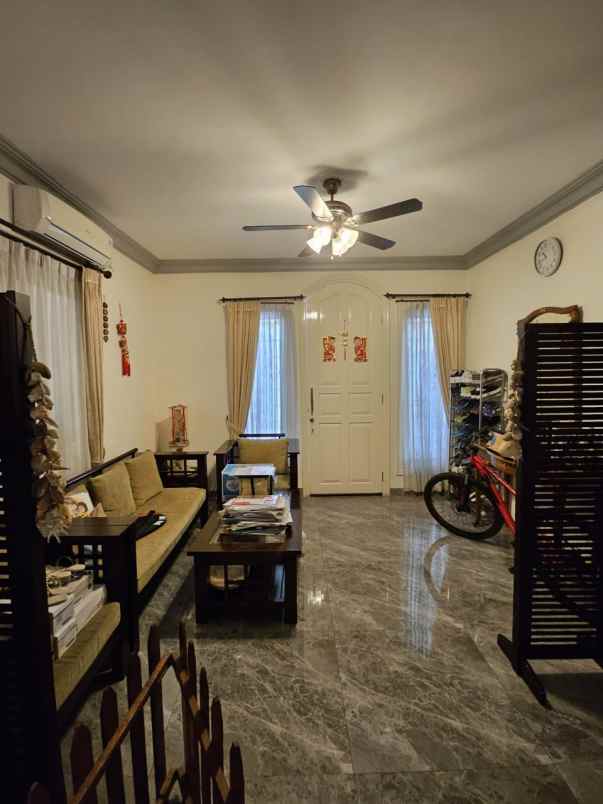 dijual rumah kawasan surabaya barat wisata bukit mas