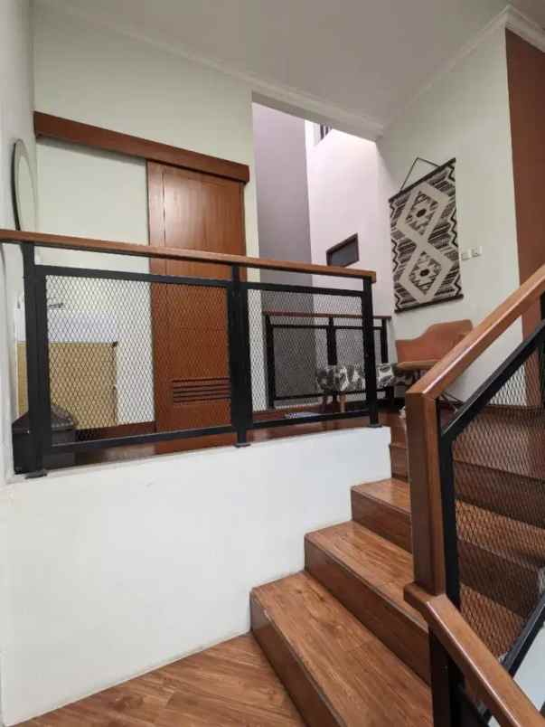 dijual rumah kebagusan