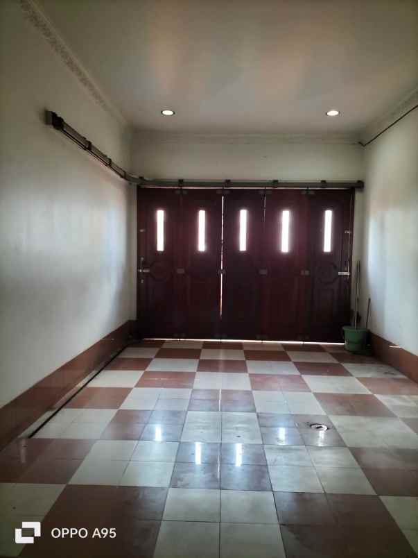 dijual rumah kebayoran lama