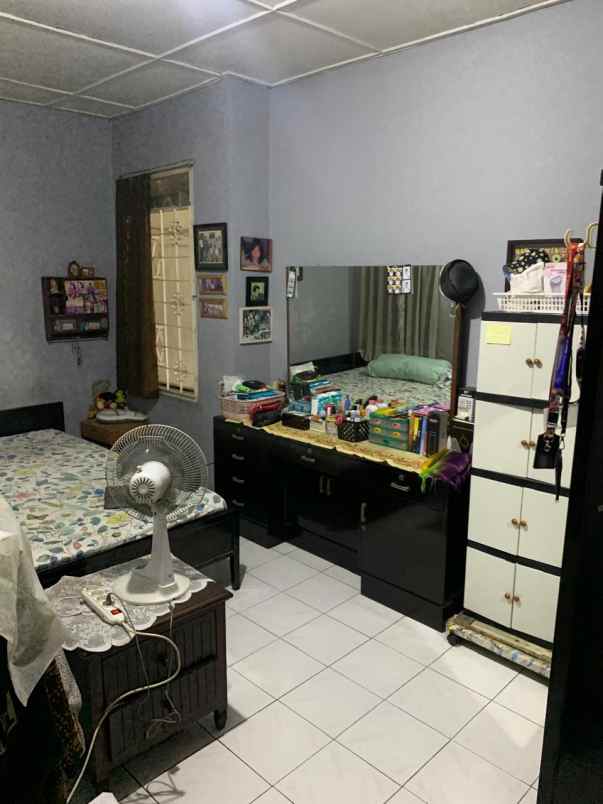 dijual rumah kebayoran lama