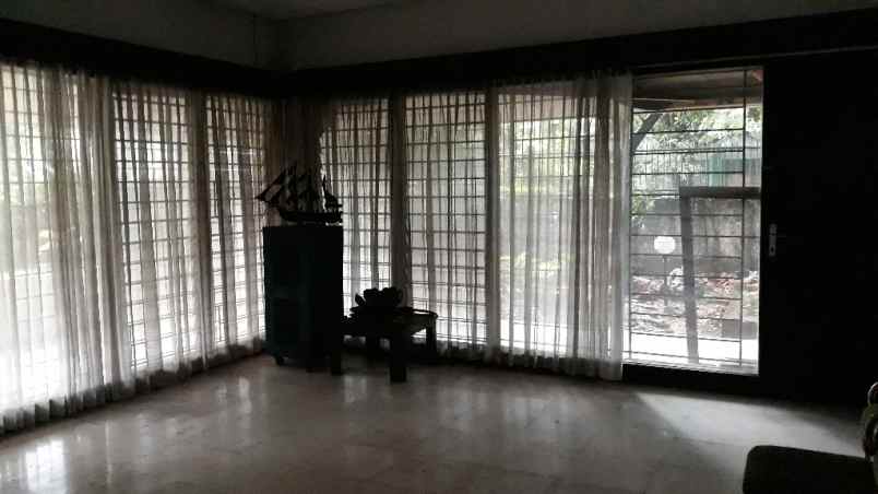 dijual rumah kebayoran lama jakarta selatan