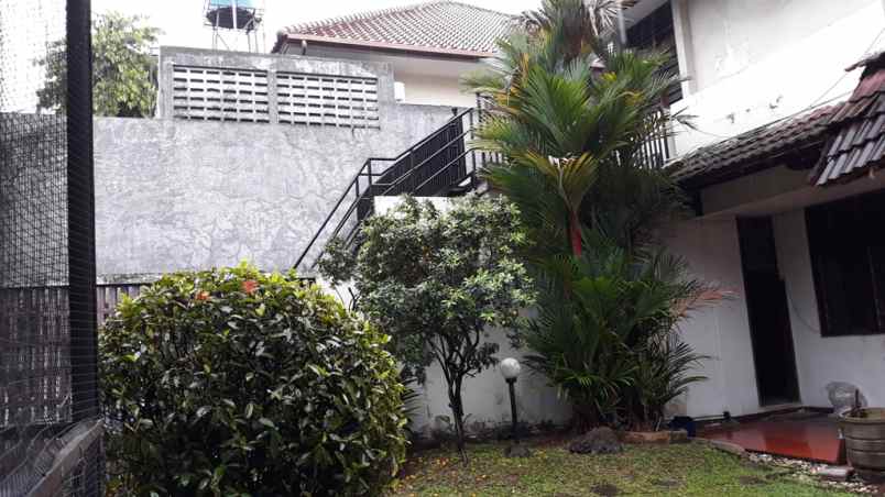 dijual rumah kebayoran lama jakarta selatan